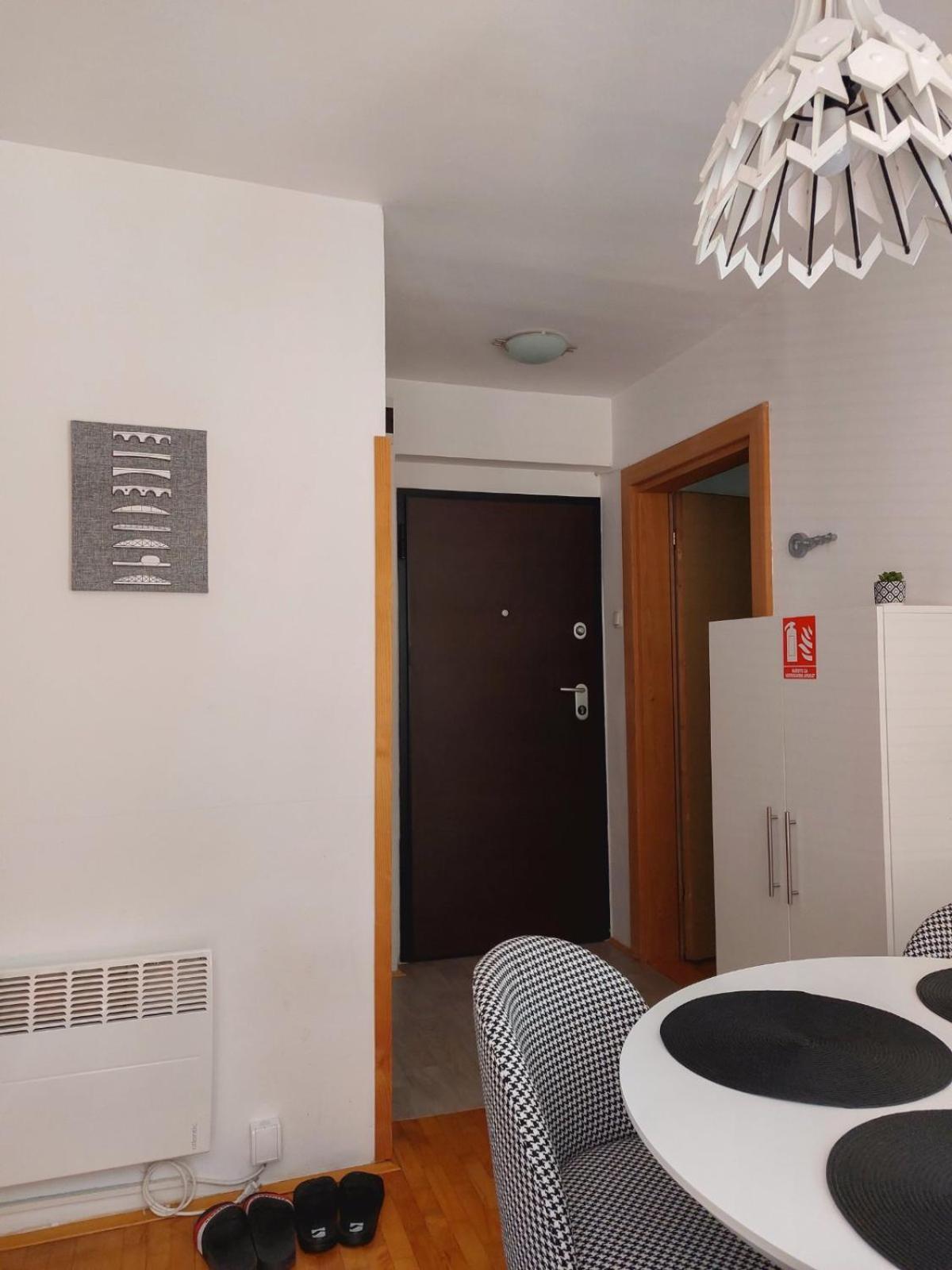 Apartman Rejna SJJ Exterior foto